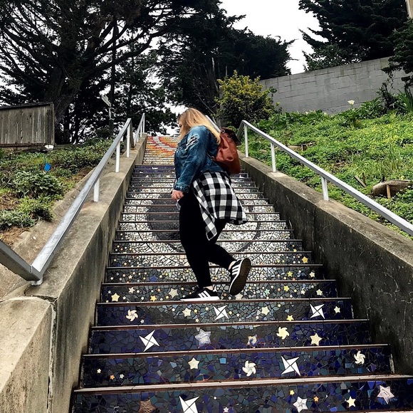 Hello Poshers! - Picture 5 of 8